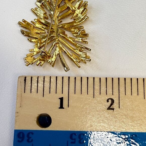 Lisner Vintage Leaf Brooch Gold-Tone Retro Mid-Century MCM Signed Statement - Picture 8 of 8